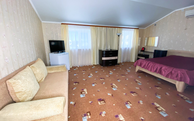 Andrianna Guest House