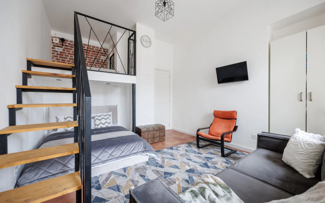 Апартаменты с Видом на Канал Грибоедова