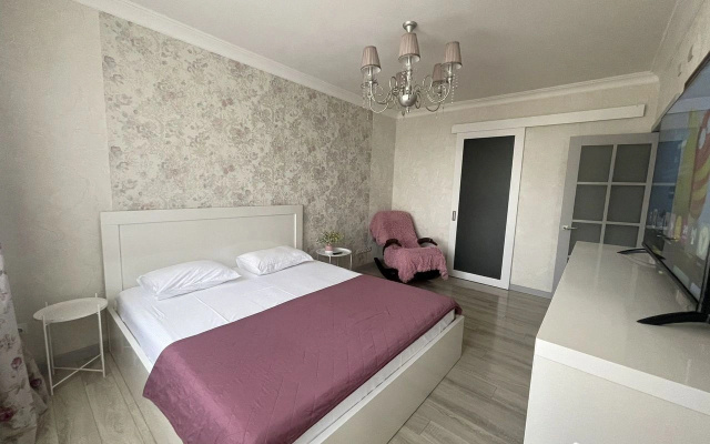 Квартира В сaмом центре в пешeй доcтупности oт Apбaтa