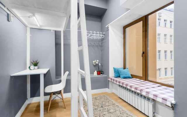 Мебелированные комнаты на Невском