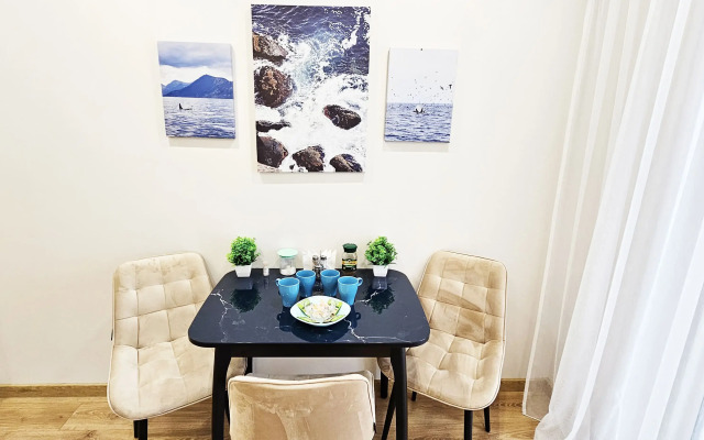 Stilnaya Kvartira So Vsemi Udobstvami V Spokoynykh Tonakh Flat