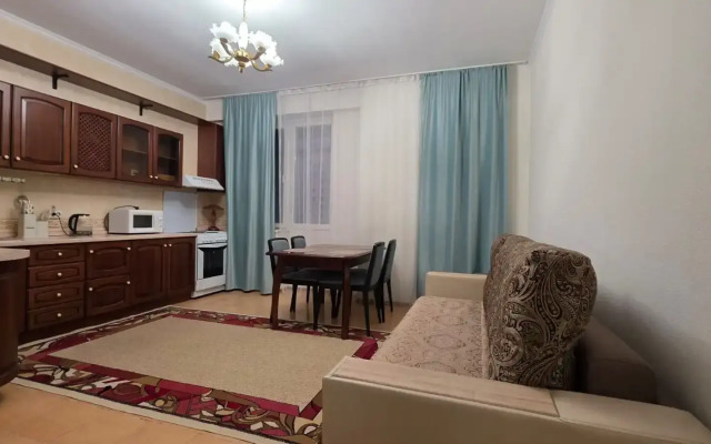 421 Yevrotreshka V Samom Tsentre Na 6 Gostey Apartment