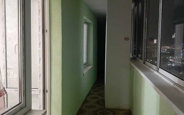 Na Ulitse Vysotnaya 2 Flat