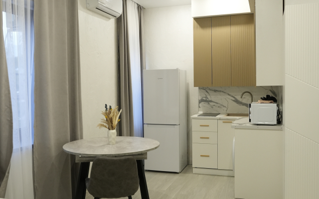 Апартаменты на Светлой 18 (207)