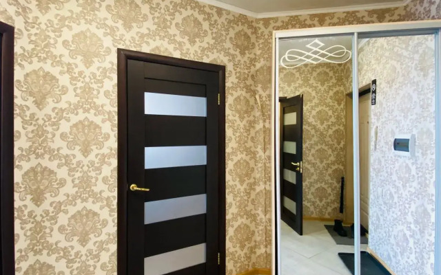 V Novom Elitnom Dome S Sobstvennym Parkovochnym Mestom Flat