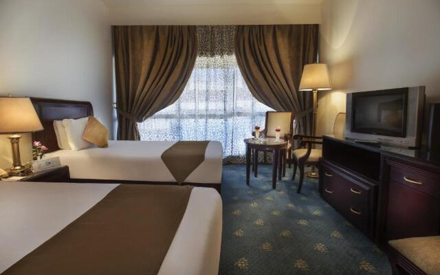 Отель Pyramisa Isis Hotel & Suites Luxor