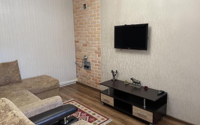 Kurortny Domik U Mashuka Guest House