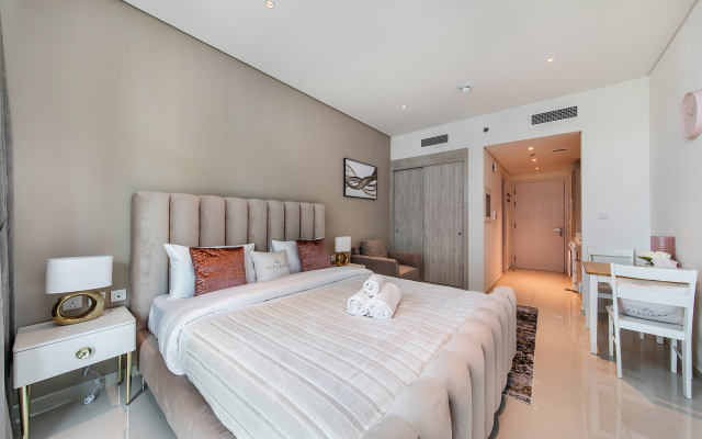 Beautiful Studio in Seven Palm Apartments
