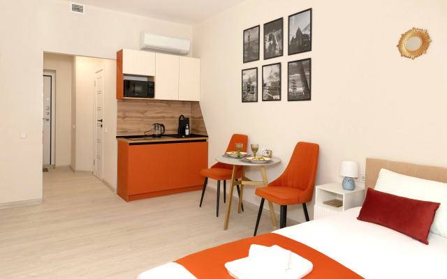 Квартира Новая уютная студия в самом сердце Санкт-Петербурга