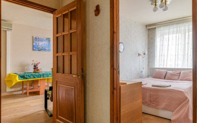 Sutki Rent Na Novocherkasskoy Apartments