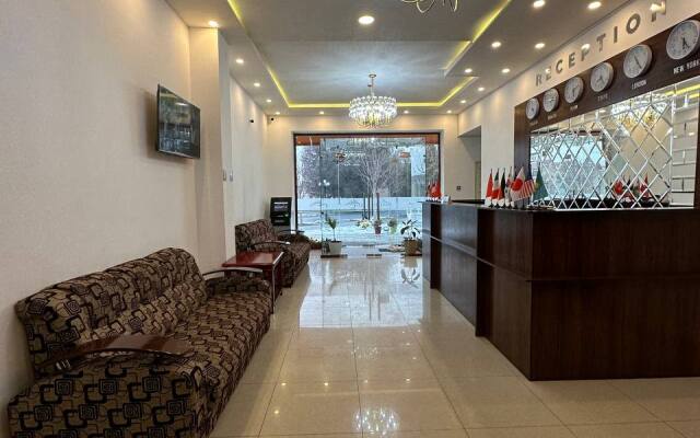 Hotel Diyor