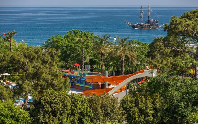 Lucida Beach Hotel 