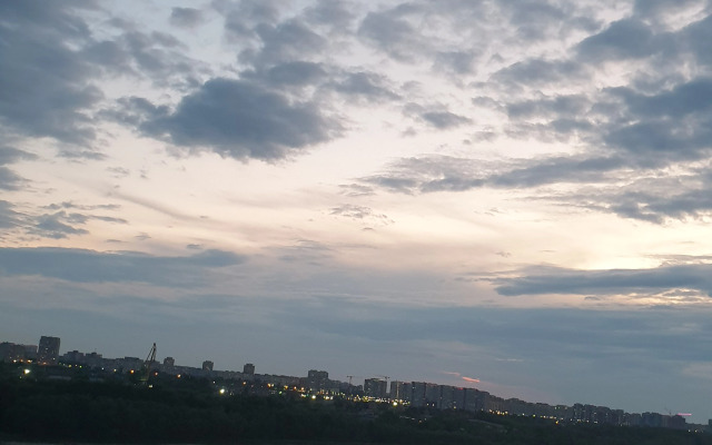 Квартира Двухкомнатные апартаменты в центре города, на берегу Иртыша