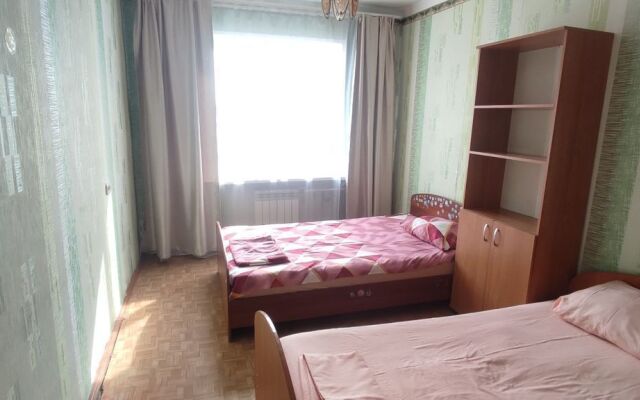 Na Ulitse Gagarina 75A Apartments