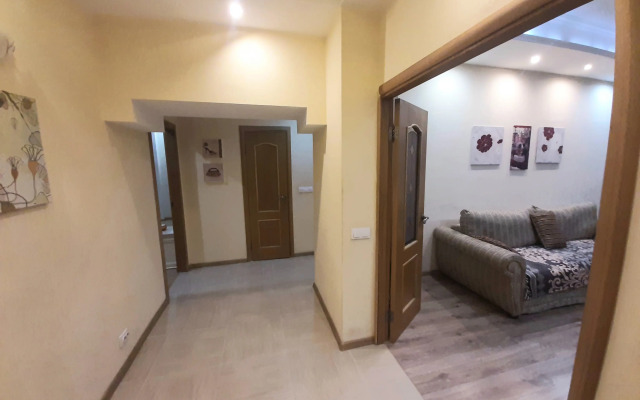 U Tsentralnogo Avtovokzala Apartments