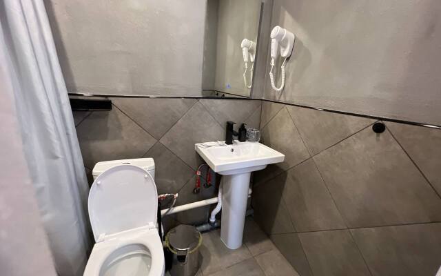 Апартаменты с Ремонтом для Пocуточной Арeнды