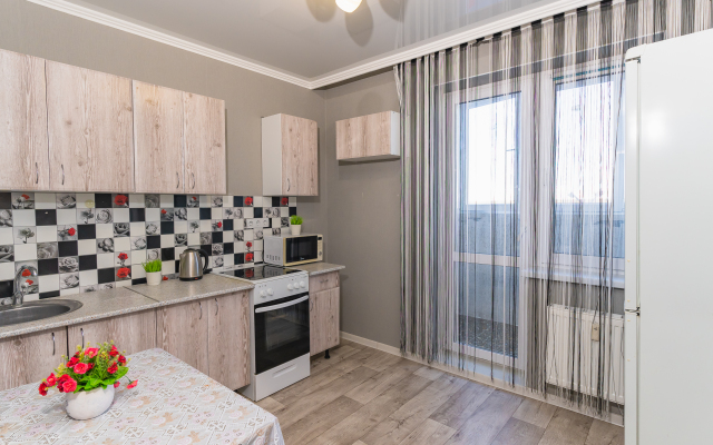 Апартаменты LikeHome на Братьев Хусаиновых 2