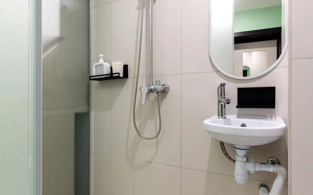 Апартаменты Улучшенные на набережной Обводного канала, 132