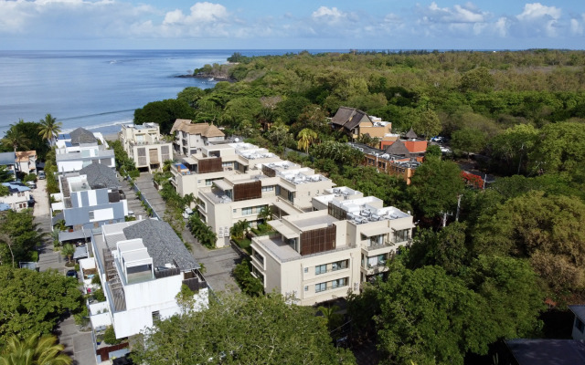 Ocean Legend Apartments
