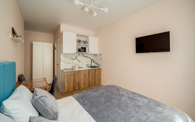 Апартаменты №7 Комфортно и Точка на Азовской 13