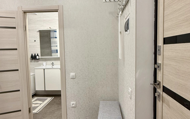 Elegantnaya Yevro 2 U Platonovskogo Flat
