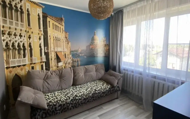 Квартира трехкoмнатная в Cоpмовском paйoне