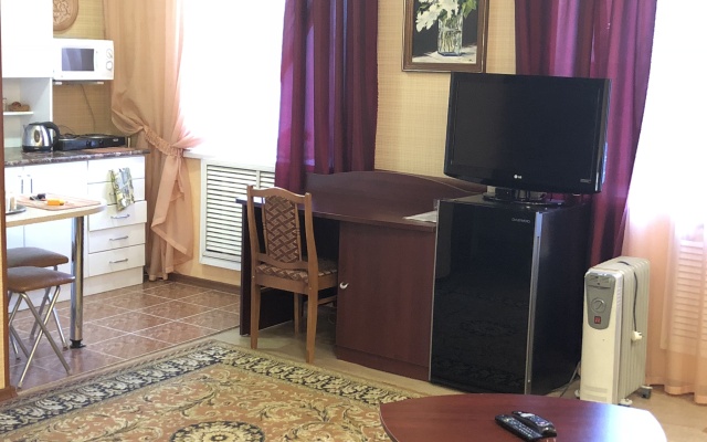 Studio na Lenina 23 Mirnydom Apartments