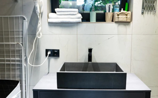 Частный  Дом с баней в поселке бизнес-класса