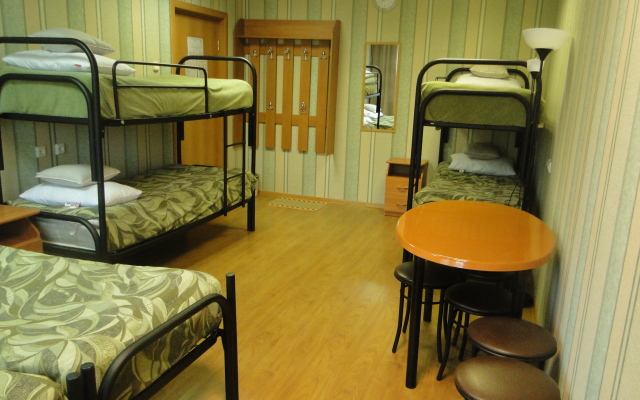 Alpiyskiy Hostel