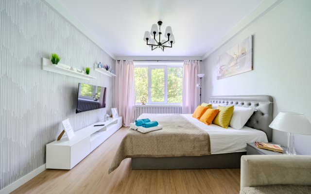 Uyutnay odnokomnatnay  u metro Akademicheskaya Flat