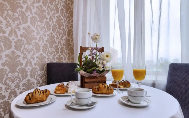 Na Vladimirovskoy 21 Flat