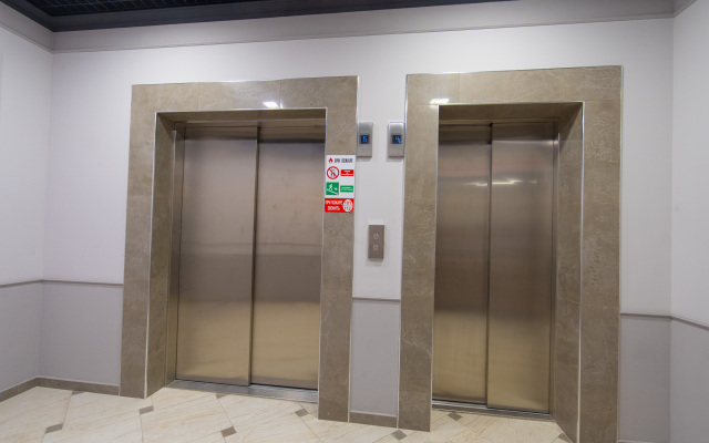 Studiya v elitnom ZHK Metropol' ot LetoApart Apartments