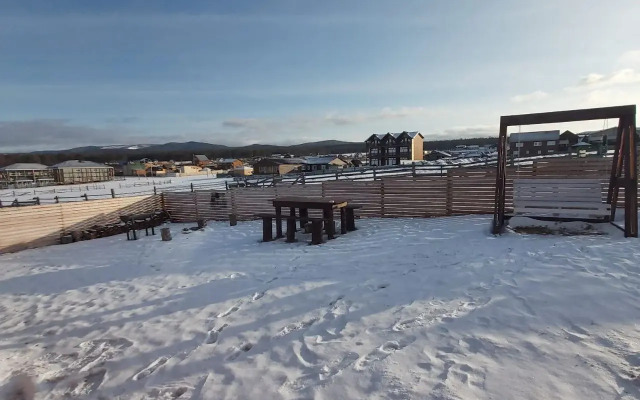 Tikhiy Dvorik Apartment