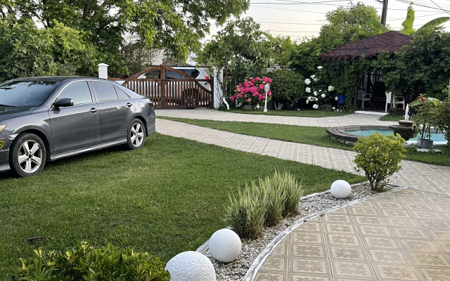 Magnit Uspekha Guest House