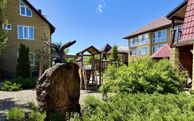 Korniloff Ot Travel Hotels Anturazh Guest house
