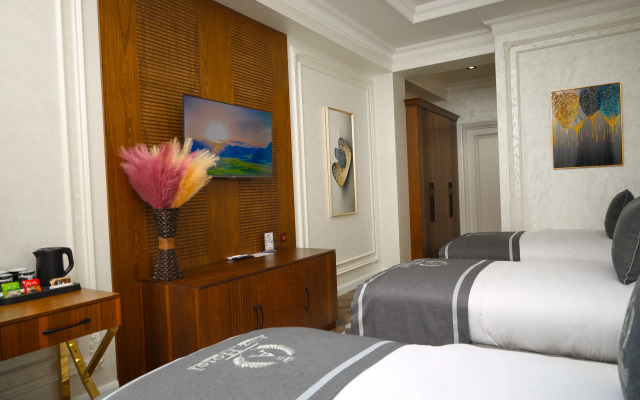 Aliz Boulevard Hotel