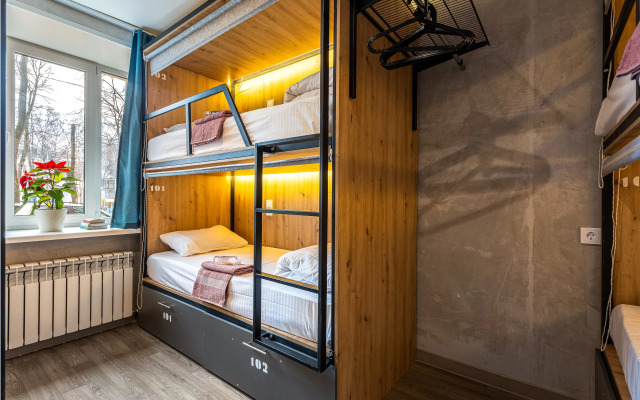 M&DHOST Hostel