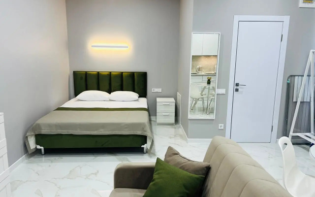 S Otdelnym Vkhodom V Apart-Komplekse S Basseynom Apartment