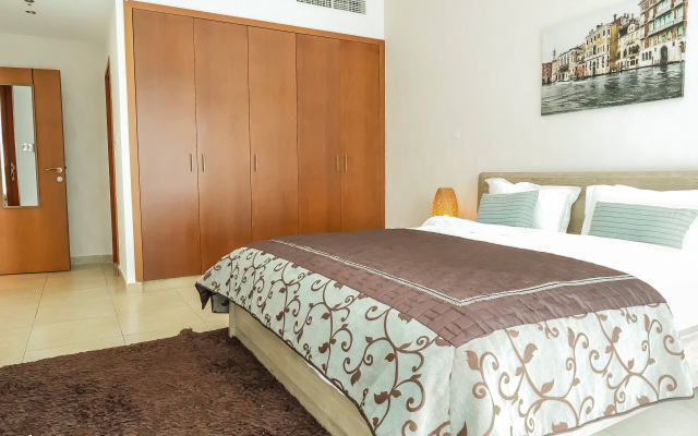 Premium 1 BR with Partial Dubai Marina View