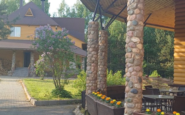 Chesnava Park-Hotel