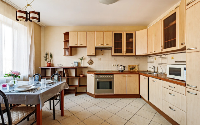 Lyuks Apartments