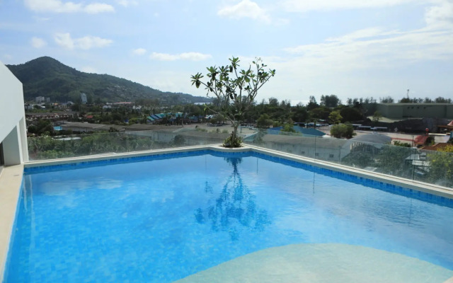 Milaya s Basseynom Ryadom s Morem Flat