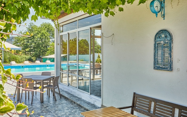 Serebryanyij Plyazh Hotel