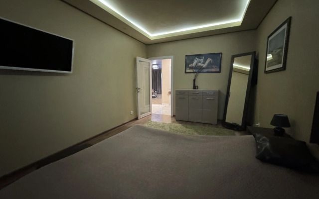 Sovetskaia Flat