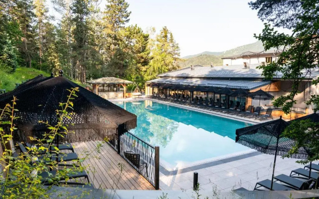 Resort Kashmir Wellness & SPA Hotel Adults Only