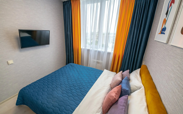 Apartamenty TopHouse na Kaplunova 10 trehkomnatnye