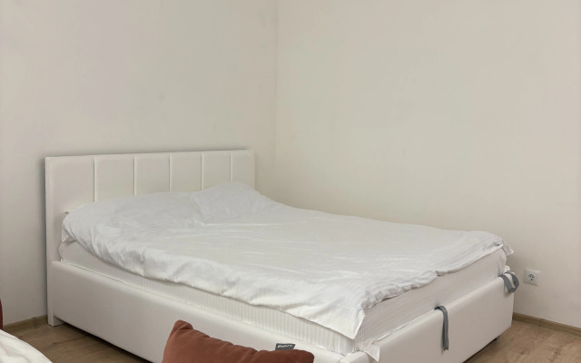 Квартира в микрорайоне Солнечный рядом с ЦХиЭГ