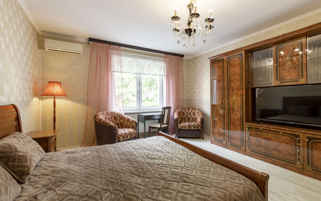 Апартаменты на Моисеенко 3 DereMRents ДереМРентс