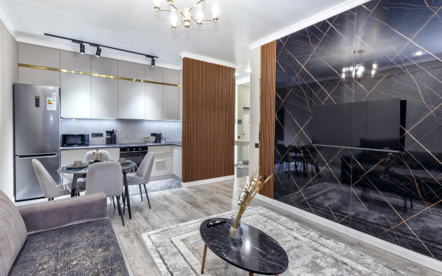 Vozle Khan-Shatyra i Mega Silkway Apartments
