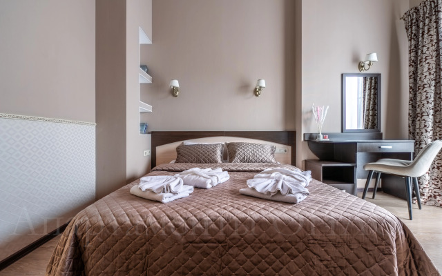 Апартаменты Оплот - Видовые с двумя спальнями 9